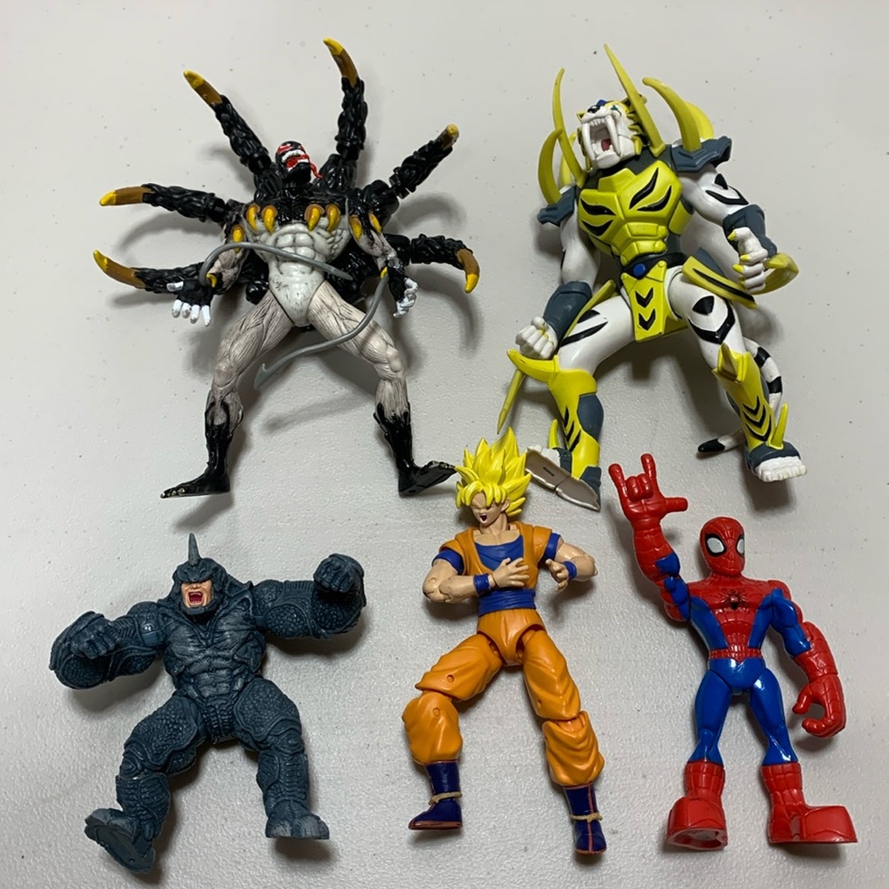 Action figures,Spiderman,BakuganTigererra,Rhino,Venom-Hybrid,Son Goku